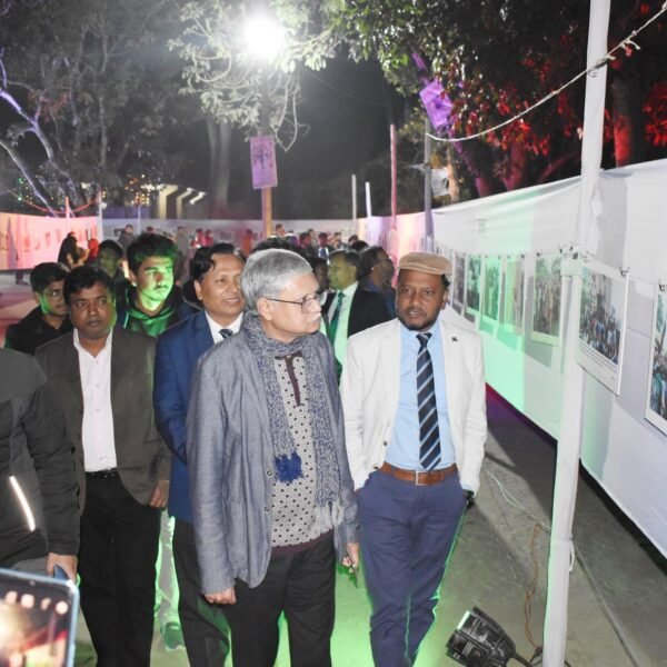 রাবিতে জুলাই বিপ্লবের আলোকচিত্র প্রদর্শনী অনুষ্ঠিত