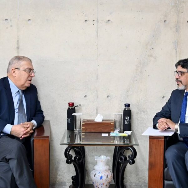 রোহিঙ্গা সংকট নিয়ে আলোচনা করতে ওআইসির বিশেষ দূত পররাষ্ট্র&hellip;