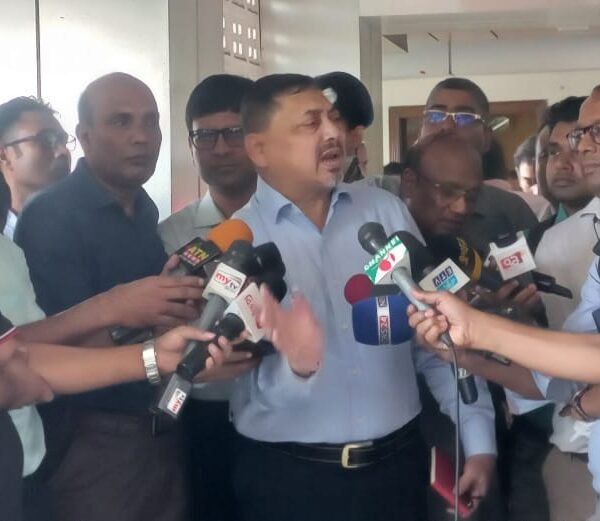 ঈদ ও স্বাধীনতা দিবস ঘিরে কোনো নিরাপত্তা ঝুঁকি নেই-…