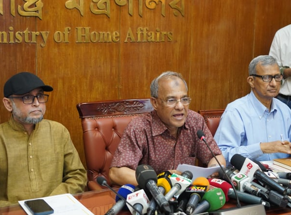 বাংলা নববর্ষকে ঘিরে কোনো নিরাপত্তা হুমকি নেই: স্বরাষ্ট্র উপদেষ্টা