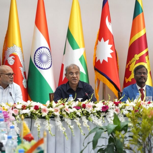 মানব পাচার রোধে বাংলাদেশ তার প্রতিশ্রুতিতে অটল রয়েছে- স্বরাষ্ট্র…
