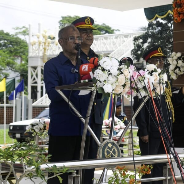 সীমান্ত সম্পূর্ণ নিরাপদ ও সুরক্ষিত রয়েছে- স্বরাষ্ট্র উপদেষ্টা