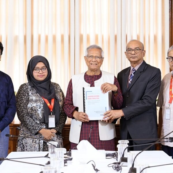 প্রধান উপদেষ্টার কাছে দ্বিতীয় ইন্টেরিম রিপোর্ট জমা দিল গুম&hellip;