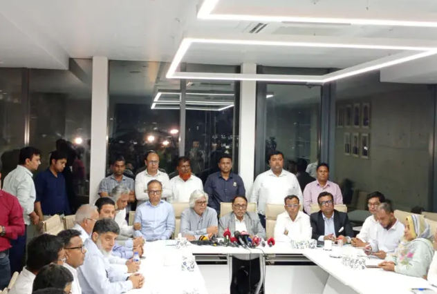 ‘শাটডাউন’ কর্মসূচি প্রত্যাহার করেছে আন্দোলনরত এনবিআর সংস্কার ঐক্য পরিষদ