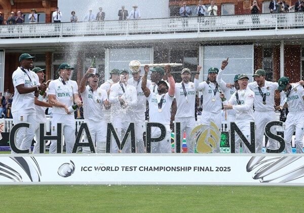 আইসিসি টেস্ট চ্যাম্পিয়নশিপের তৃতীয় আসরের শিরোপা জিতল দক্ষিণ আফ্রিকা