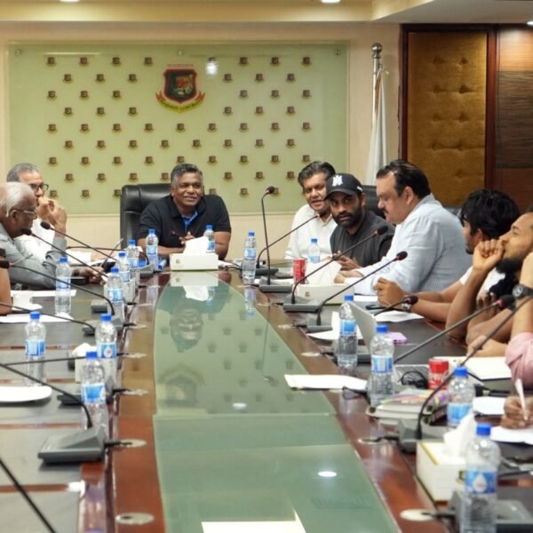 বিসিবি’র উদ্যোগে তারকা ক্রিকেটারদের অংশগ্রহণে ‘BPL Players’ Mic’ শীর্ষক…