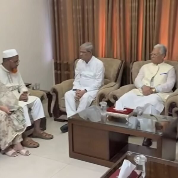 উত্তরা বিমান দুর্ঘটনায় নিহত ফ্লাইট লেফটেন্যান্ট তৌকির ইসলামের পরিবারকে…