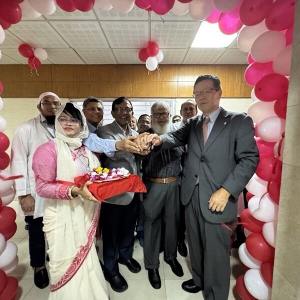 জাপানের সহায়তায় শিশু হাসপাতালে হেমাটোলজি রোগীদের চিকিৎসায় নতুন যন্ত্রপাতি…