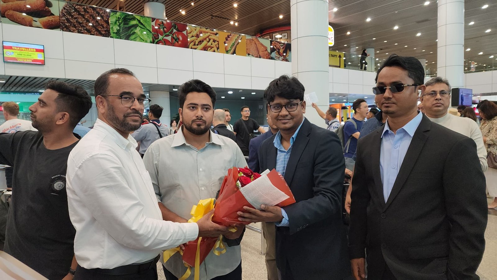 জাতীয় নাগরিক পার্টির আহ্বায়ক নাহিদ ইসলামের মালয়েশিয়া আগমন