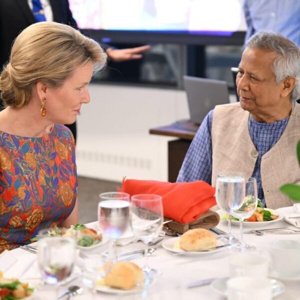 প্রধান উপদেষ্টার সঙ্গে বেলজিয়ামের রাণীর সাক্ষাৎ অনুষ্ঠিত
