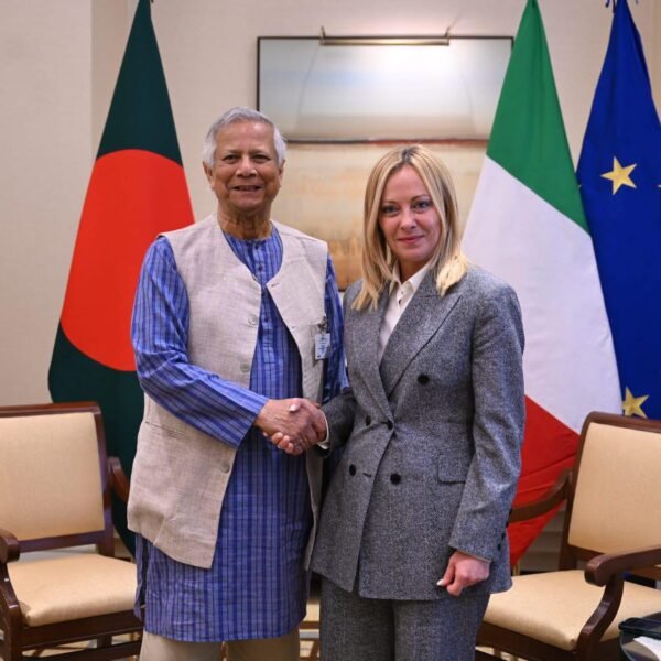 প্রধান উপদেষ্টার সঙ্গে ইতালির প্রধানমন্ত্রী জর্জিয়া মেলোনির বৈঠক অনুষ্ঠিত