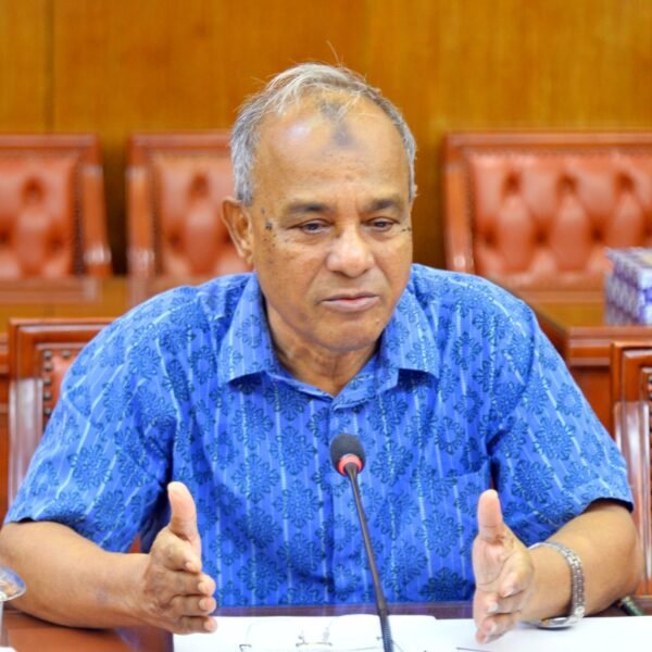 যাবজ্জীবন কারাদণ্ডের মেয়াদ কমানোর চিন্তাভাবনা করছে সরকার: স্বরাষ্ট্র উপদেষ্টা