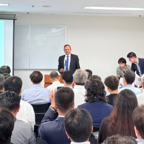 টোকিওস্থ বাংলাদেশ দূতাবাসের উদ্যোগে ওসাকায় ‘বাংলাদেশে বাণিজ্য ও বিনিয়োগ…