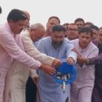 গাজীপুরে চিলাই নদীতে মাছের পোনা…