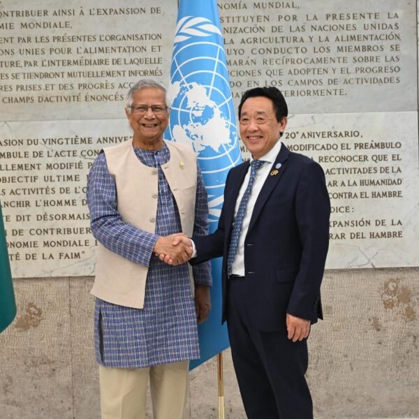 রোমে FAO সদর দপ্তরে উষ্ণ অভ্যর্থনা পেলেন প্রধান উপদেষ্টা