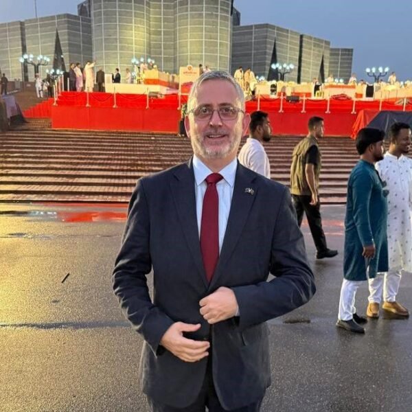 ‘জুলাই সনদ’ বাংলাদেশের রাজনৈতিক পালাবদলের মাইলফলক: ইইউ রাষ্ট্রদূত