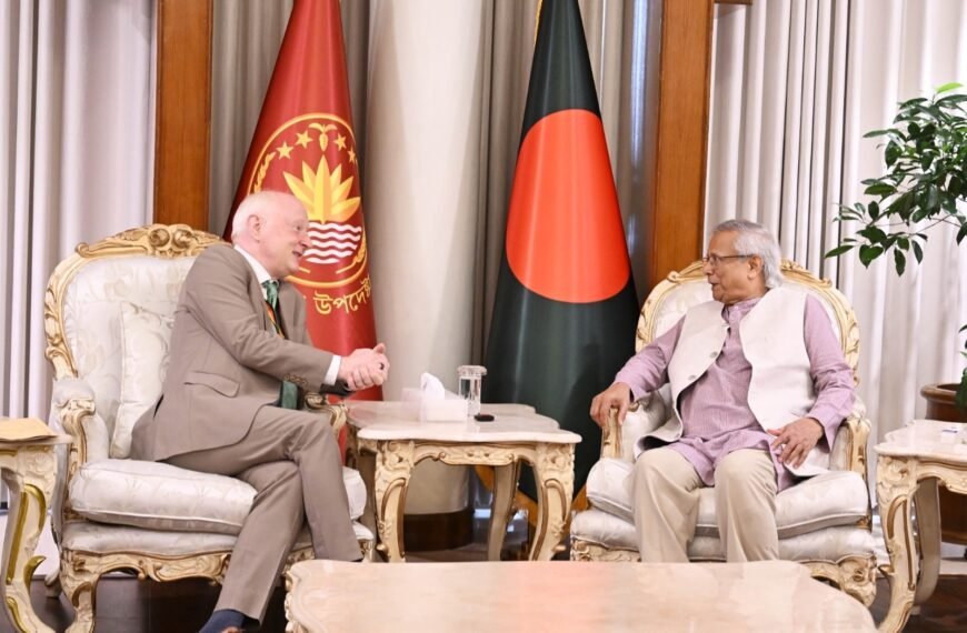 প্রধান উপদেষ্টার সাথে সৌজন্য সাক্ষাৎ করেছেন নবনিযুক্ত…