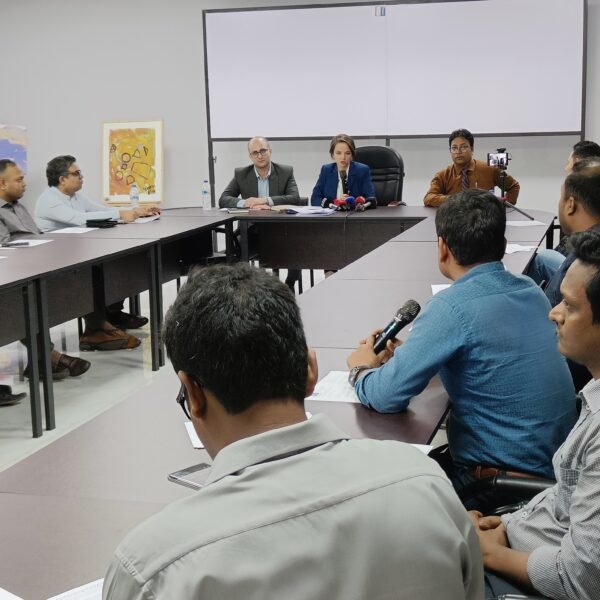 ঢাকাস্থ রাশিয়ান হাউসে মিডিয়া রাউন্ডটেবিল অনুষ্ঠিত