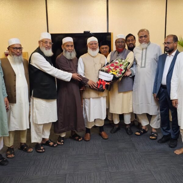 বিদেশ সফর শেষে ঢাকায় প্রত্যাবর্তন করেছেন জামায়াতের আমীর ডা.&hellip;