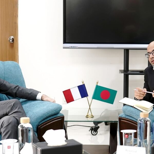 ফ্যাক্ট চেকিং প্রশিক্ষণে ফ্রান্সের সহায়তা চান ফয়েজ আহমদ তৈয়্যব