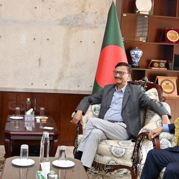 কানাডার সংসদ সদস্যদের একটি প্রতিনিধিদল পররাষ্ট্র উপদেষ্টার সাথে সাক্ষাৎ&hellip;