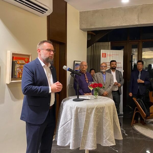 বাংলাদেশের অর্থনৈতিক সম্ভাবনা আন্তর্জাতিক বিনিয়োগের জন্য আকর্ষণীয়: ডেনমার্কের রাষ্ট্রদূত