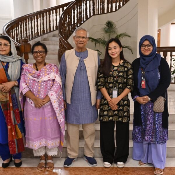 রোকেয়া পদকজয়ীদের সংবর্ধনা দিলেন প্রধান উপদেষ্টা