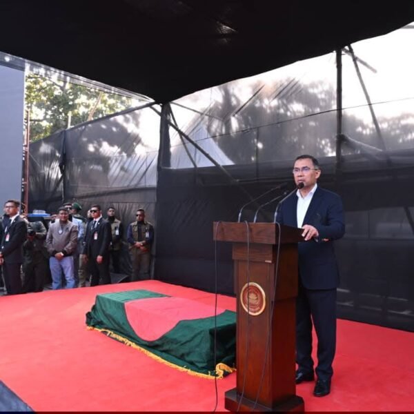 মায়ের জন্য দোয়া চাইলেন তারেক রহমান