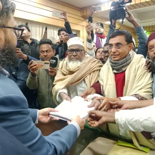 মনোনয়নপত্র জমা দিলেন গাজীপুর-০১ আসনে বিএনপি মনোনীত প্রার্থী মজিবুর&hellip;