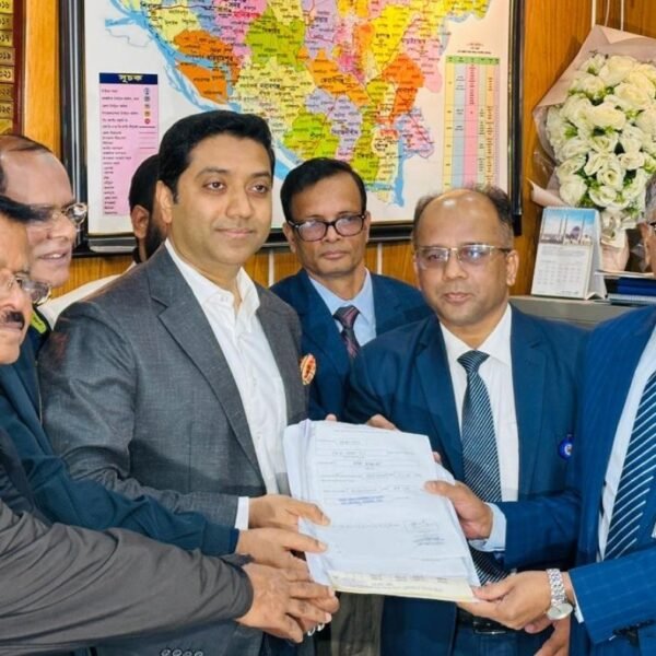 ঢাকা-১৩ আসনের জন্য মনোনয়ন পত্র দাখিল করেছেন বিএনপির মনোনীত&hellip;