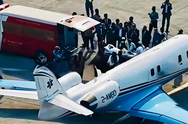 সিঙ্গাপুরে পৌঁছেছে ওসমান হাদিকে বহনকারী এয়ার অ্যাম্বুলেন্স