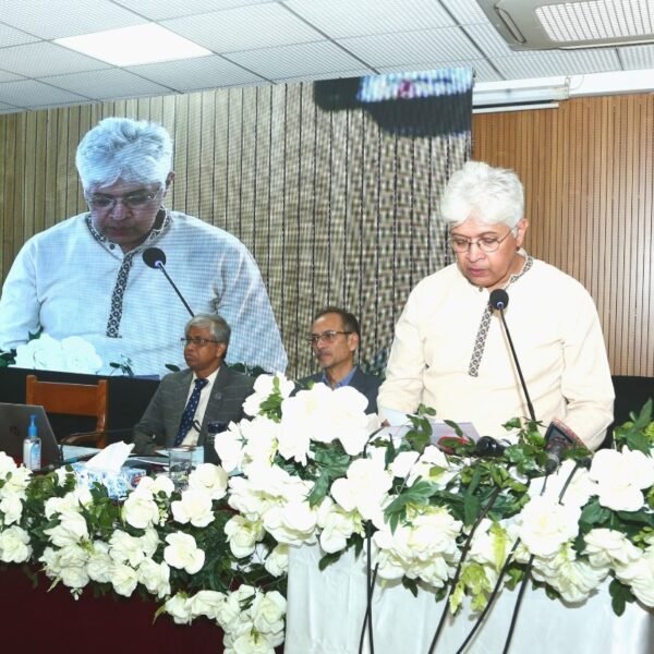 নতুন প্রজন্মের তরুণরা এখন চাকরির পেছনে না ছুটে উদ্যোক্তা&hellip;