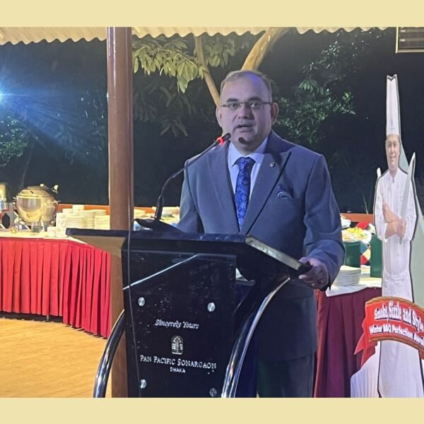 প্যান প্যাসিফিক সোনারগাঁও হোটেলের পুল ক্যাফেতে শুরু হলো পুলসাইড…