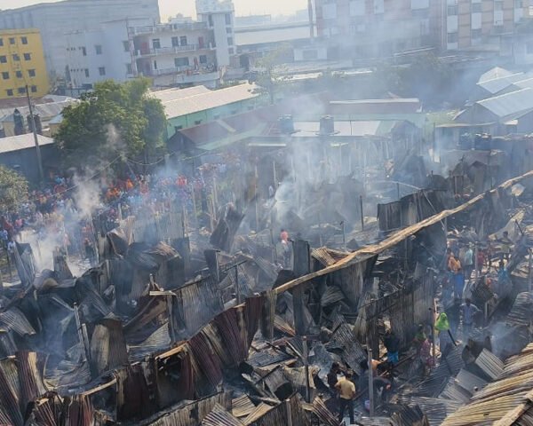 কালিয়াকৈর উপজেলার পূর্ব চান্দরা দিঘীরপাড় এলাকায় তিনটি কলোনিতে ভয়াবহ&hellip;