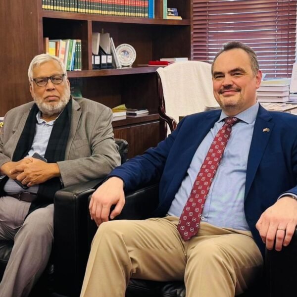 বাংলাদেশের জ্বালানি খাত উন্নয়নে যুক্তরাষ্ট্রের সহযোগিতা সম্প্রসারণ নিয়ে আলোচনা&hellip;