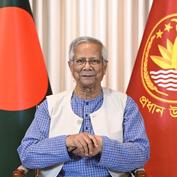 উৎসবমুখর পরিবেশে দ্বিধাহীন চিত্তে ভোট দিতে দেশবাসীর প্রতি আহ্বান&hellip;