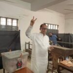 নিজ কেন্দ্রে ভোট দিলেন ঢাকা-১১&hellip;