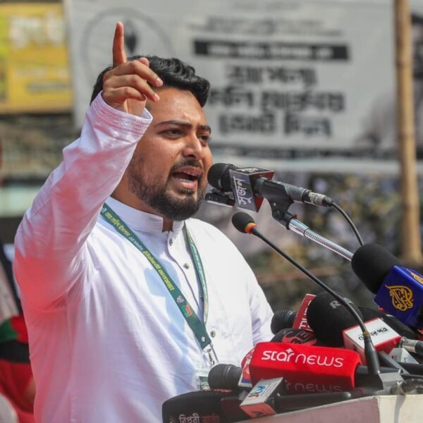 ঢাকা-১১ উন্নয়নে কল্যাণমুখী রাজনীতির প্রতিশ্রুতি নাহিদ ইসলামের