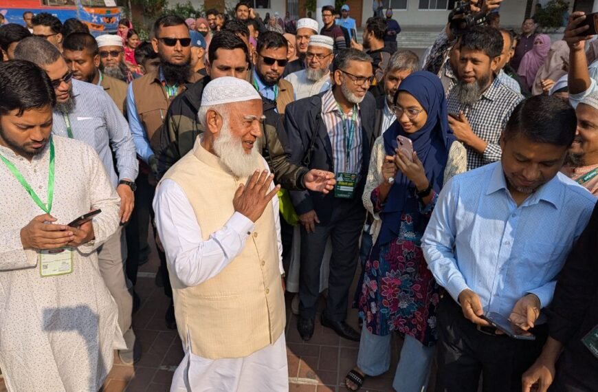 নিজ কেন্দ্রে ভোট দিলেন জামায়াত&hellip;