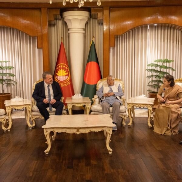 প্রধান উপদেষ্টার সাথে সৌজন্য সাক্ষাৎ করেছে ইইউ নির্বাচন পর্যবেক্ষক&hellip;