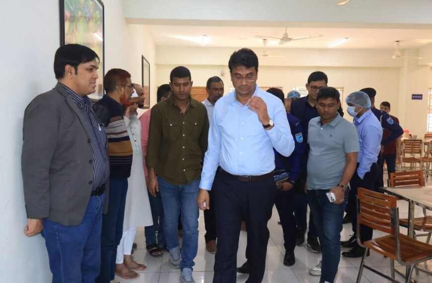 ঢাকা জেলা পুলিশ লাইন্সে অফিসার&hellip;