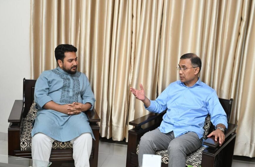 নাহিদ ইসলামের সাথে সৌজন্য সাক্ষাৎ…