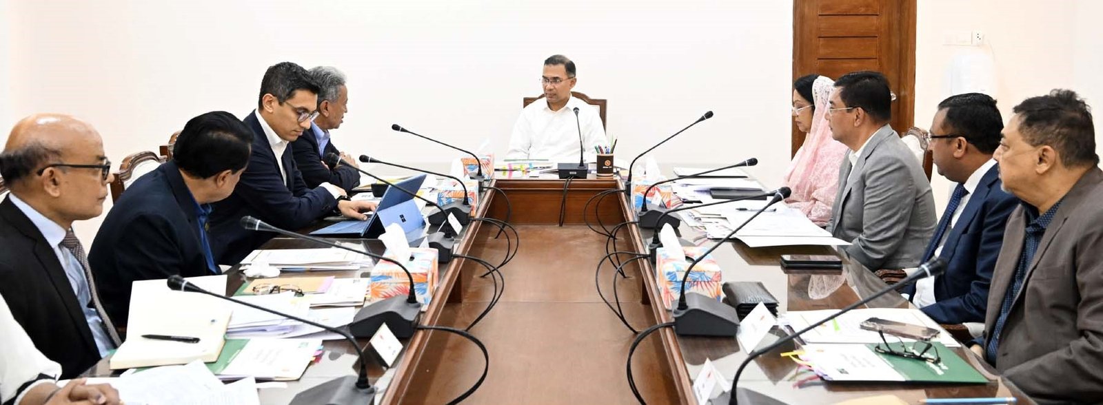 প্রধানমন্ত্রী তারেক রহমান-এর সভাপতিত্বে শাহজালাল আন্তর্জাতিক বিমানবন্দরের ৩য় টার্মিনাল বিষয়ে গুরুত্বপূর্ণ সভা অনুষ্ঠিত