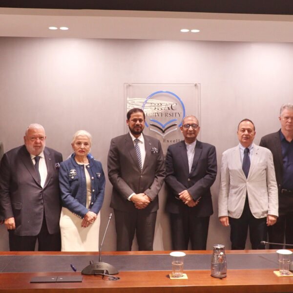 ব্র্যাক ইউনিভার্সিটি ও ওয়ার্ল্ড ফেডারেশন অফ কনসালস (এফআইসিএসি) এর মধ্যে সমঝোতা স্মারক স্বাক্ষর