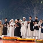 প্রথমবারের মতো কেন্দ্রীয় শহীদ মিনারে পুষ্পস্তবক অর্পণের মাধ্যমে আনুষ্ঠানিক শ্রদ্ধা নিবেদন করেছে জামায়াত