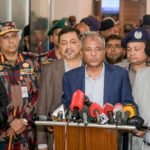 ফ্যাসিবাদের করুণ পরিণতির কথা মাথায় রেখে সততা ও নিষ্ঠার সঙ্গে দায়িত্ব পালনের নির্দেশ স্বরাষ্ট্র উপদেষ্টার