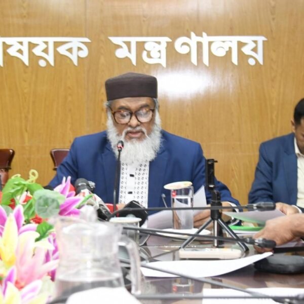 হজের বিমানভাড়া দুই বছরে ৪০ হাজার টাকা কমানো বড় অর্জন: ধর্ম উপদেষ্টা