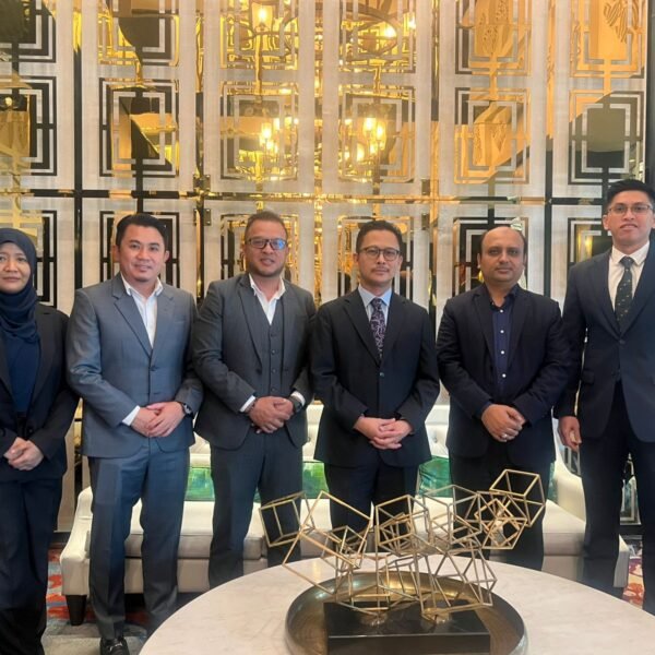 মালয়েশিয়ার নির্বাচন পর্যবেক্ষক দলের সাথে সাপ্তাহিক ঢাকা মিডিয়ার সম্পাদক&hellip;