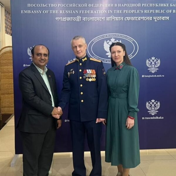 সাপ্তাহিক ঢাকা মিডিয়া-এর সম্পাদক রুশ সেনা দিবস ও ফাদারল্যান্ডের&hellip;