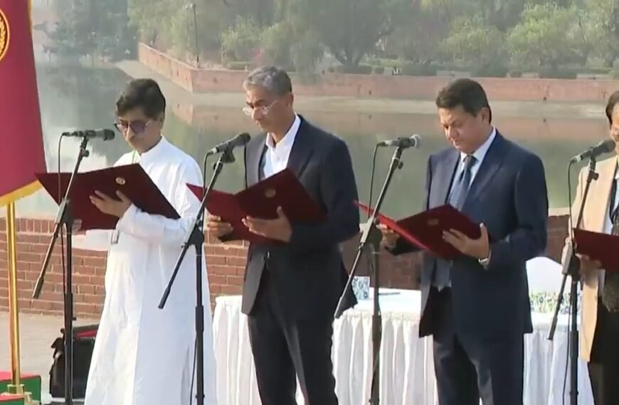 পানি সম্পদ মন্ত্রী হিসেবে শপথ নিলেন শহীদ…